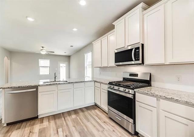 Building Photo - 629 Harbor Oaks Dr