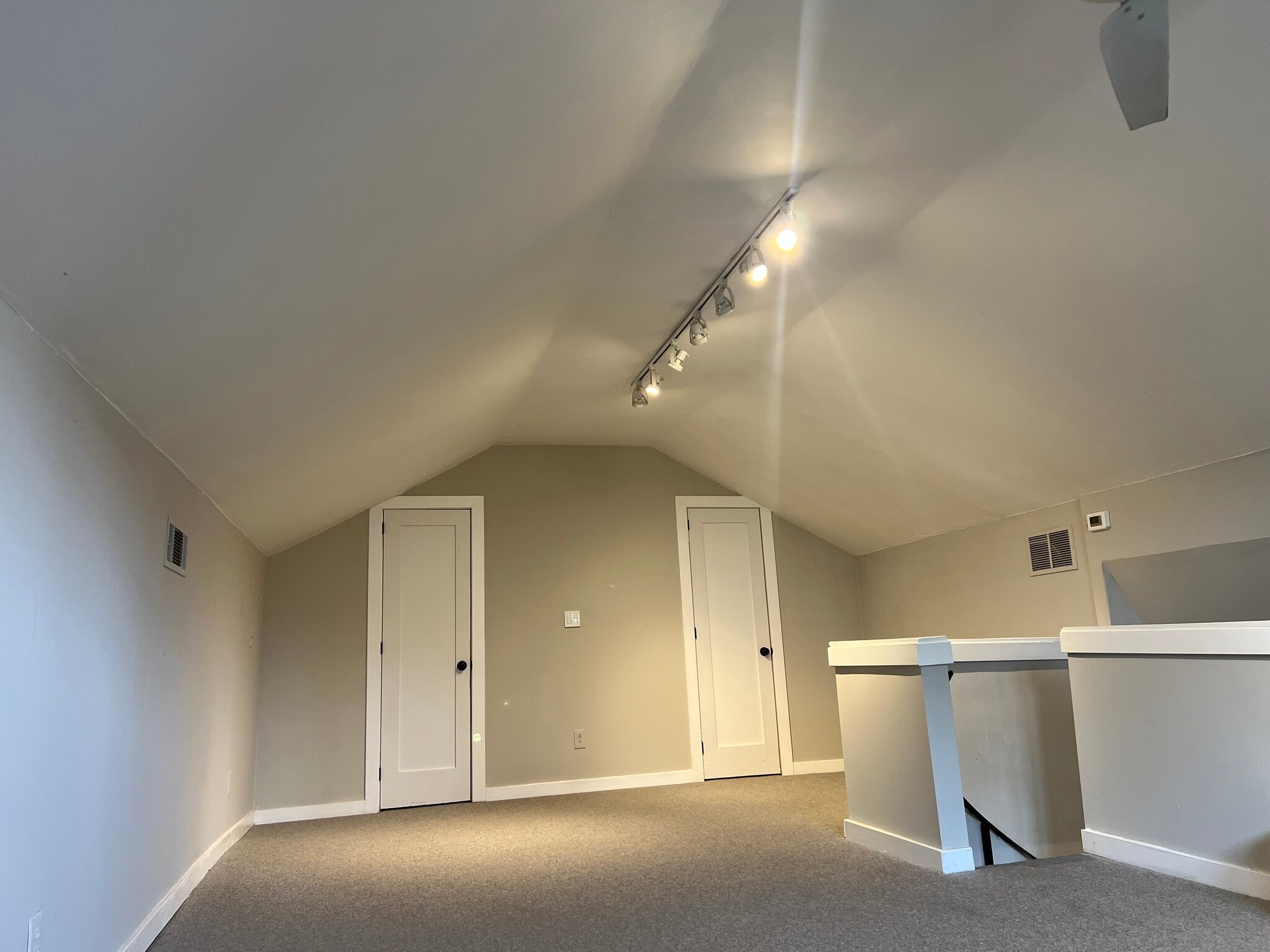 Building Photo - 1170 Monroe Dr NE