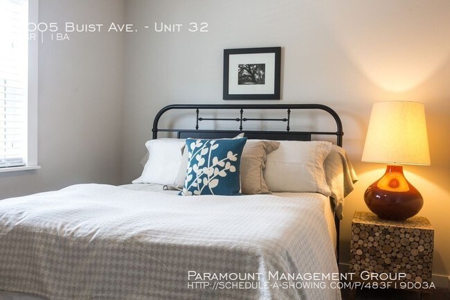 Building Photo - 2 Months FREE RENT in Park Circle!