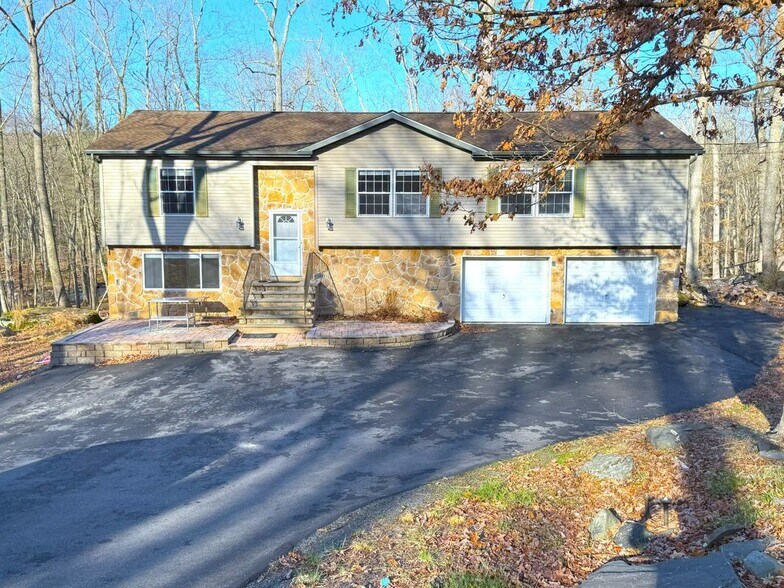 Primary Photo - 6486 Decker Rd