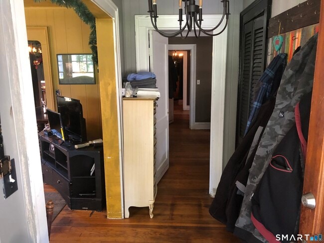 Building Photo - 317 Garden St