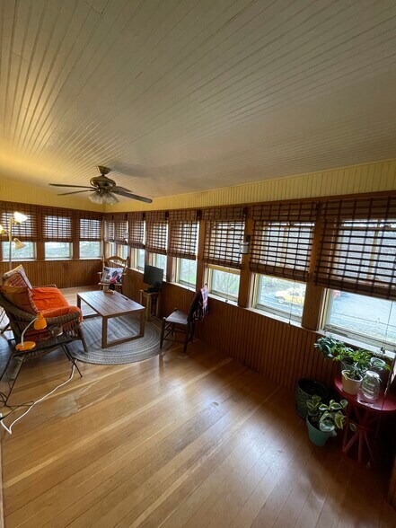 Building Photo - 17 Summer St