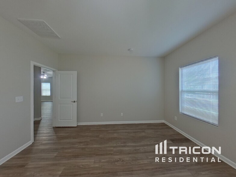 Building Photo - 2648 Andes Dr