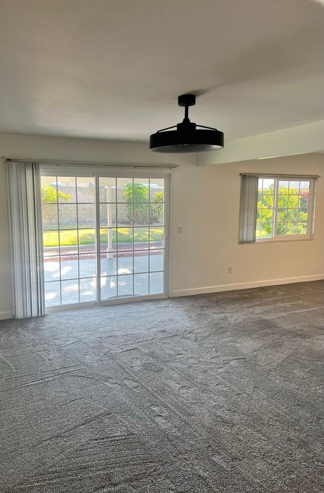 Building Photo - Spacious 2-Story House in Whittier