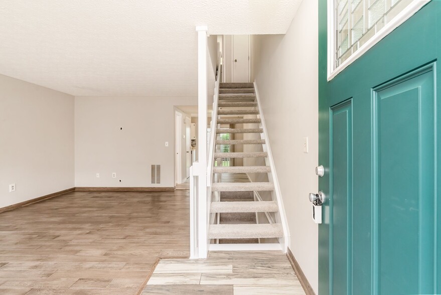Building Photo - 7897 Kirkby Ct