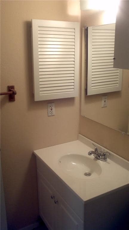 Building Photo - 9410 Quail Meadow Dr