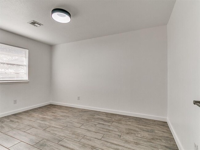 Building Photo - 2808 SW 88th St