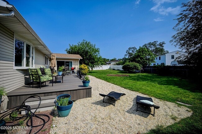 Building Photo - 855 Derry Dr