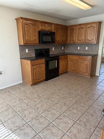 Building Photo - 6505 Rienzi Dr