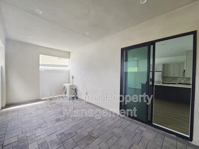 Building Photo - 4115 Clairemont Mesa Blvd