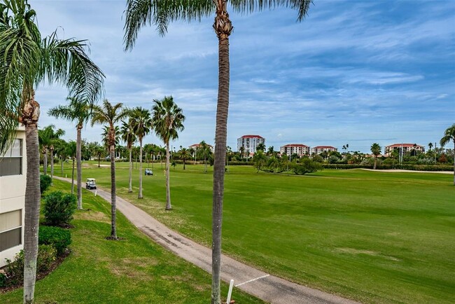 Building Photo - 6151 Bahia Del Mar Blvd S