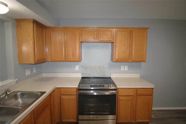 Building Photo - 1109 Mockingbird Ln