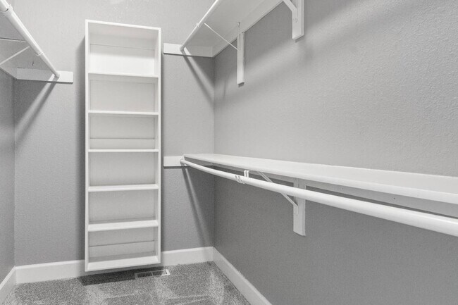 Building Photo - 11141 S Woodsonia Dr