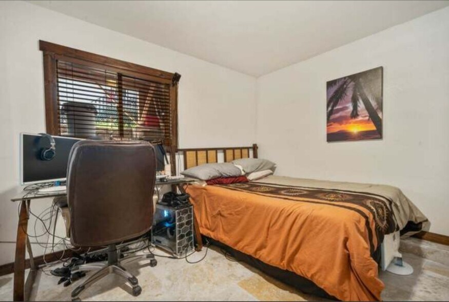 Building Photo - 73-1117 Mahilani Dr