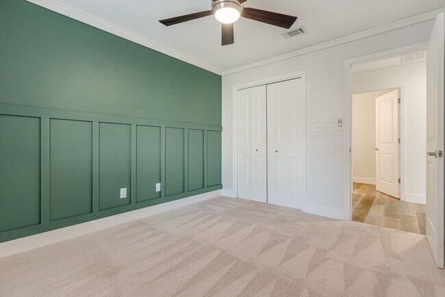 Building Photo - Beautifully Updated Home in Navarre!