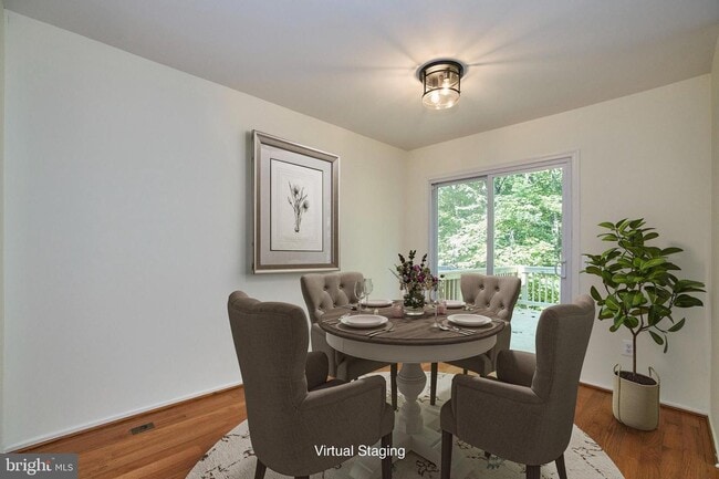 Building Photo - 14240 Long Green Dr