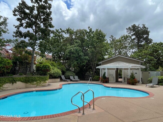 Building Photo - 1067 Terrace Hill Cir