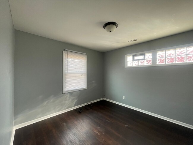 Building Photo - 4BD/1BA Home In Hammond