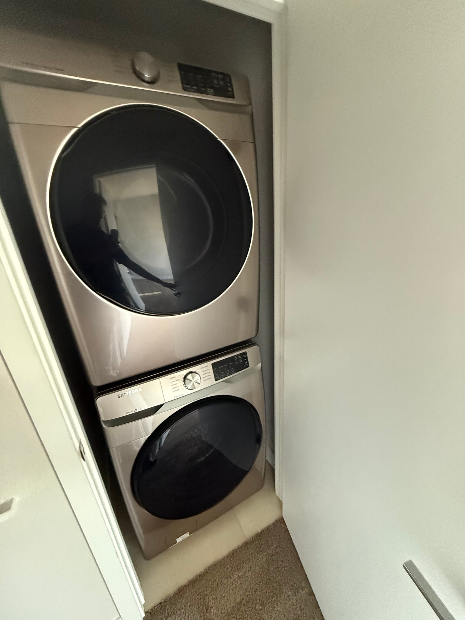 Building Photo - 1053 Eaton St