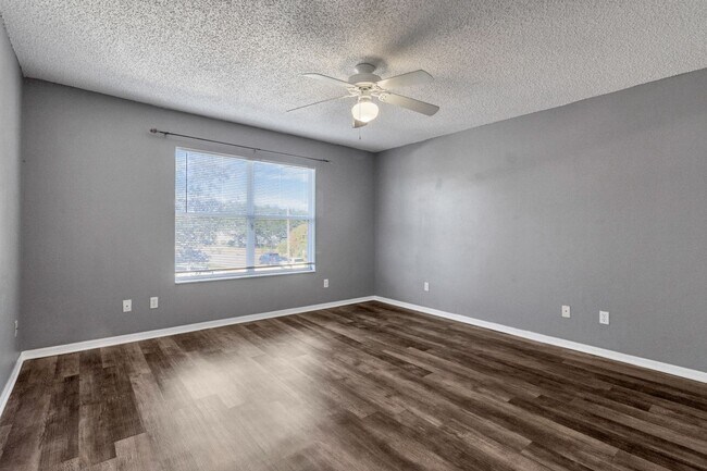 Building Photo - 5604 Florence Harbor Dr