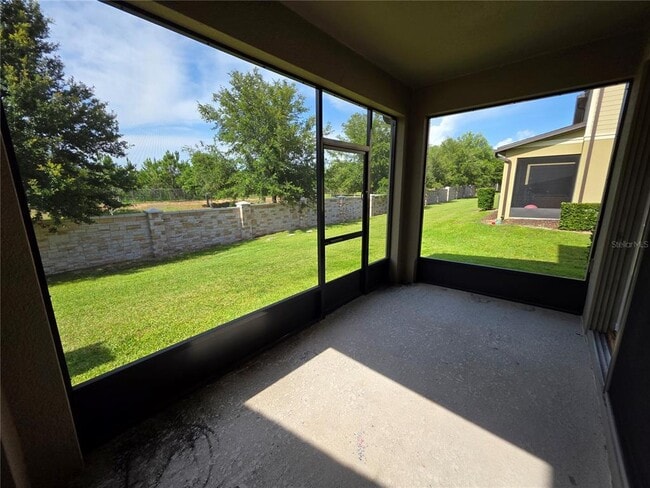 Building Photo - 1069 Pavia Dr