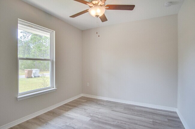 Building Photo - Celebrate the Holidays! Milton Gem – 3BR/2BA with Covered Porches + $250 Off First Month’s Rent!