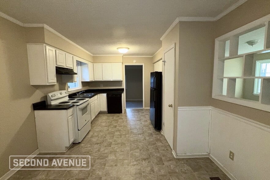 Building Photo - 2601 Downs Pl