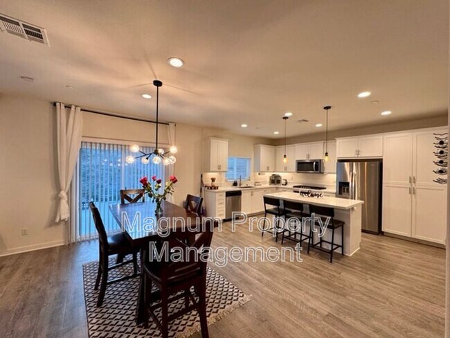 Building Photo - 30411 Ridgecrest Rd