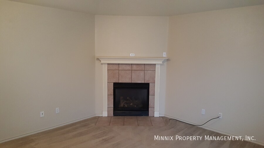 Building Photo - 3206 111th St