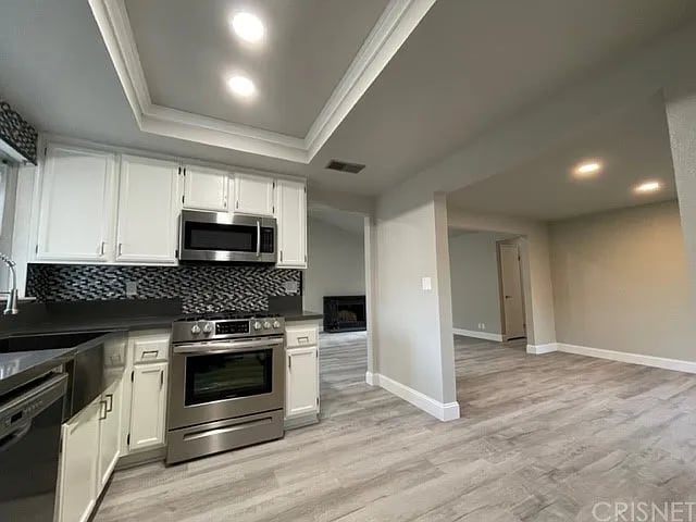 Building Photo - 15223 Poppy Meadow St