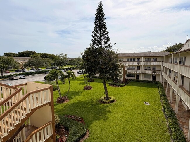 Building Photo - 375 Mansfield I