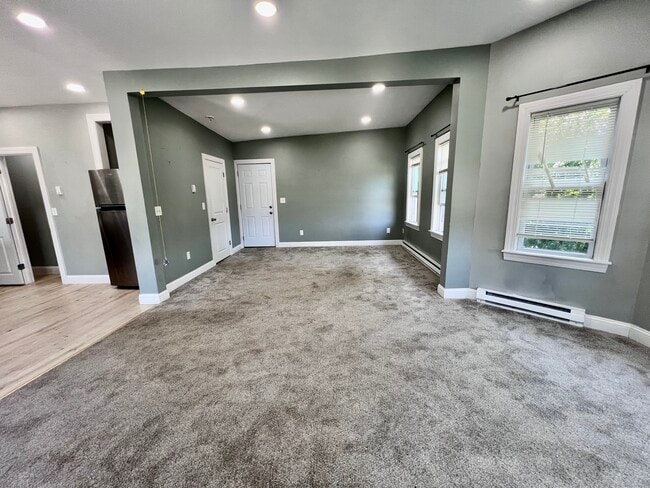 Building Photo - 5 Providence St