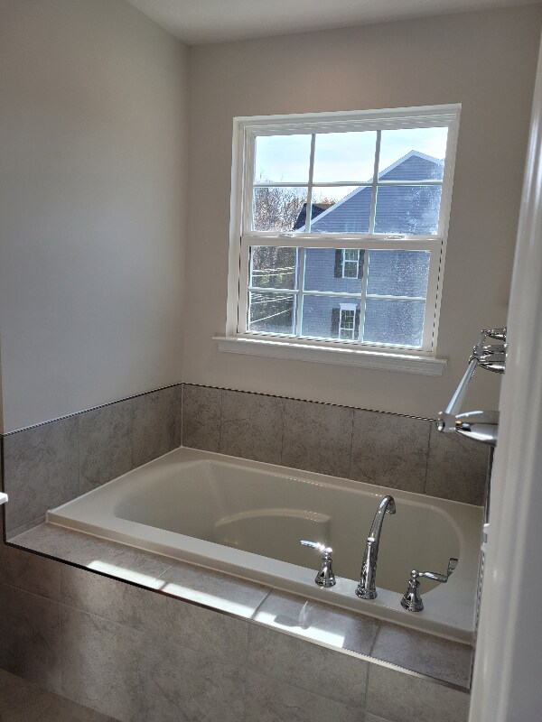 Building Photo - 4019 Holcomb Wy