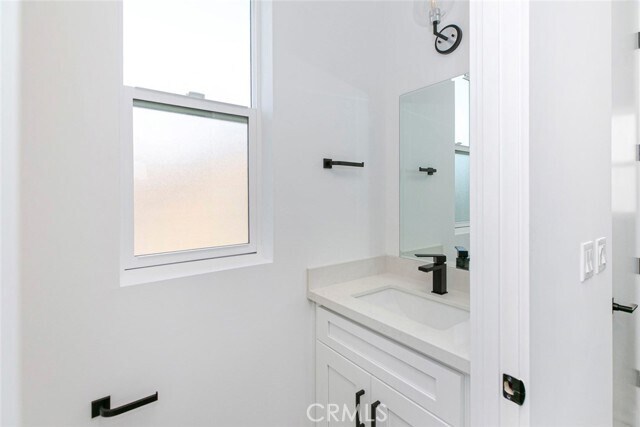 Building Photo - 10851 Otsego St