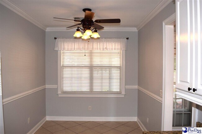 Building Photo - 2213 Avington Ct