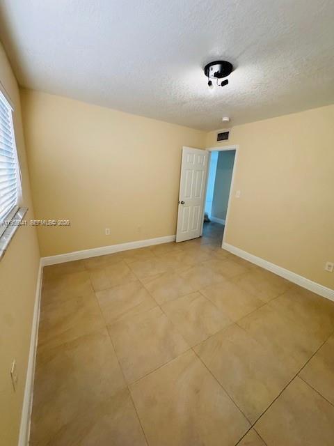 Building Photo - 1950 W 54th St