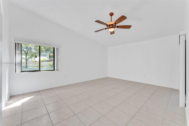 Building Photo - 7688 SW 105th Pl