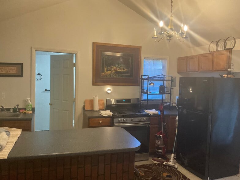 Building Photo - 5921 Crepe Myrtle Ct