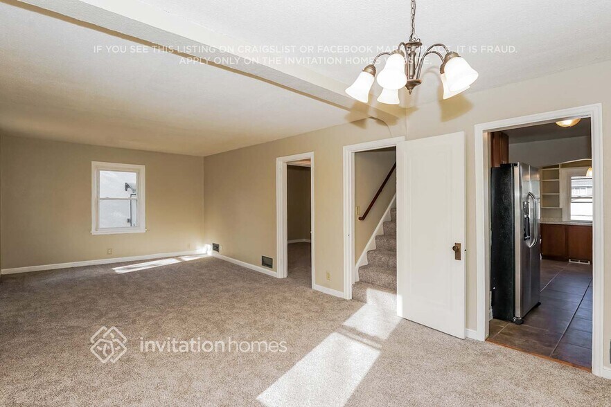 Building Photo - 1923 Arlington Ave E