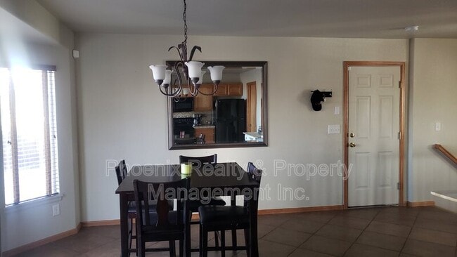 Building Photo - 678 Mathews Cir