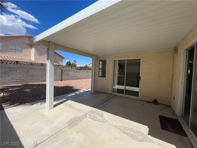Building Photo - 1012 Rainbow Cliff Ct
