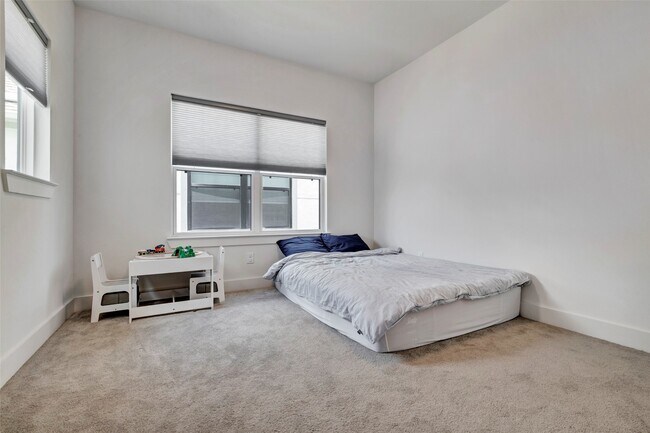 Building Photo - 8706 Ojeman Crk Ln