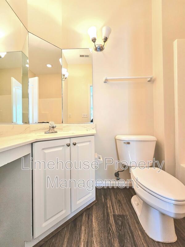Building Photo - 5260 Elston Ln