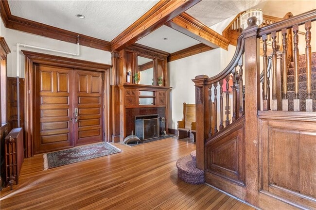 Building Photo - 434 Bellevue Ave