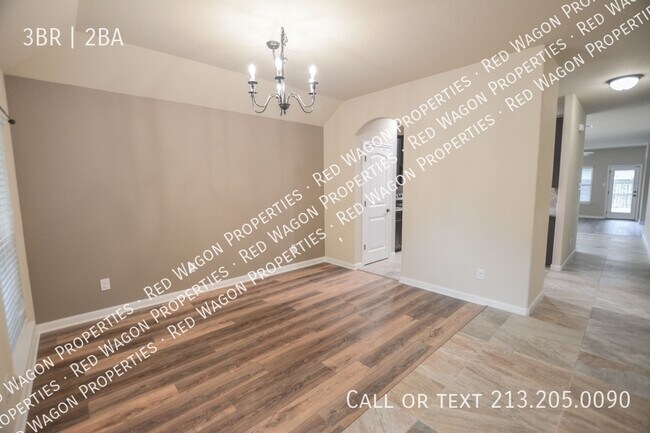 Building Photo - 113 Santa Anita Rd