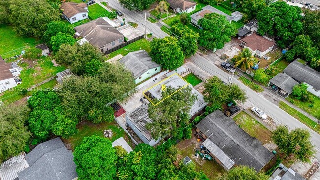 Building Photo - 1850 NW 92nd St