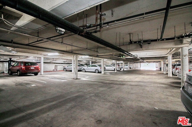 Building Photo - 400 La Fayette Park Pl
