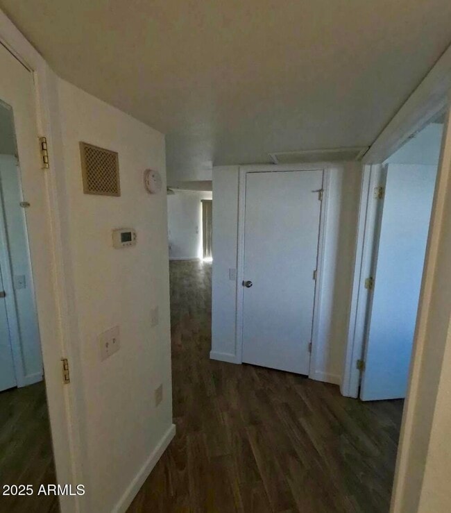 Building Photo - 19461 N Star Ridge Dr