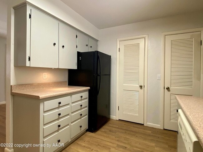 Building Photo - 4109 Tucson Dr