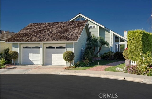 Primary Photo - 2123 Yacht Yankee